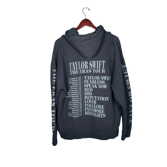 Taylor Swift The Eras Tour Hoodie XL Black LS World Tour Music Fan Memorabilia - Picture 3 of 4